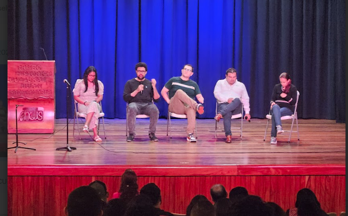Estudiantes de las carreras de Ingenierías, Administración y Tecnologías de la UTN.
Museo Histórico Cultural Juan Santamaría, 06 de octubre de 2025.
Conversatorio: Música y Letras por la convivencia en el Planeta.
